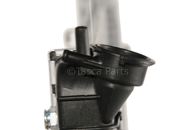 2000-2005 GM Radiator 89018545 | TascaParts.com