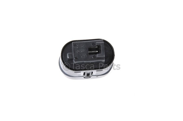 15777128 - Body: Lock Switch for GM Image