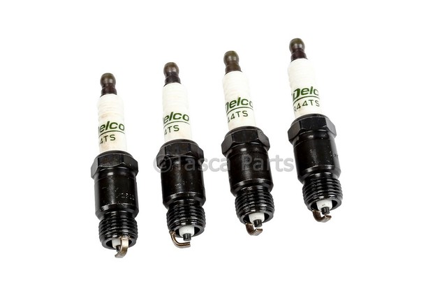 19417094 - : Conventional Spark Plug for GM Image