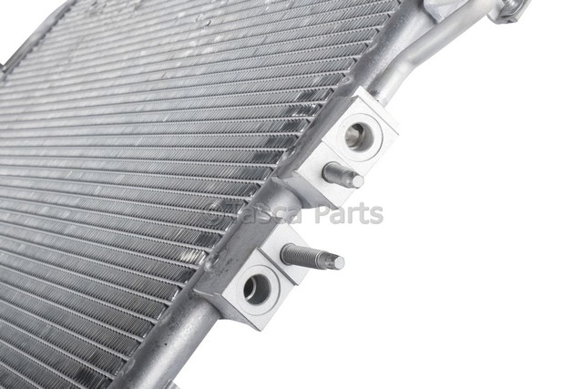 23400197 - HVAC: Condenser for GM Image