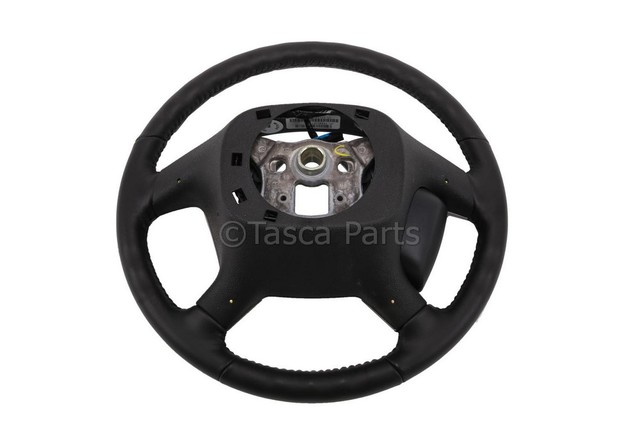 22947761 - Steering: Steering Wheel for Chevrolet: Silverado 1500, Silverado 2500 HD, Silverado 3500 HD | GMC: Sierra 1500, Sierra 2500 HD, Sierra 3500 HD Image