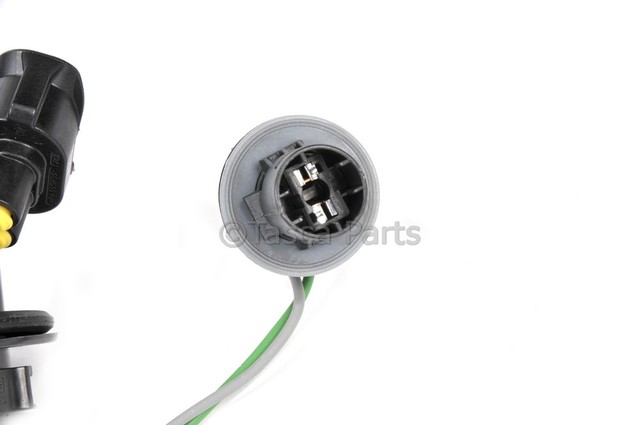 15841610 - Electrical: Socket &amp; Wire for GM Image