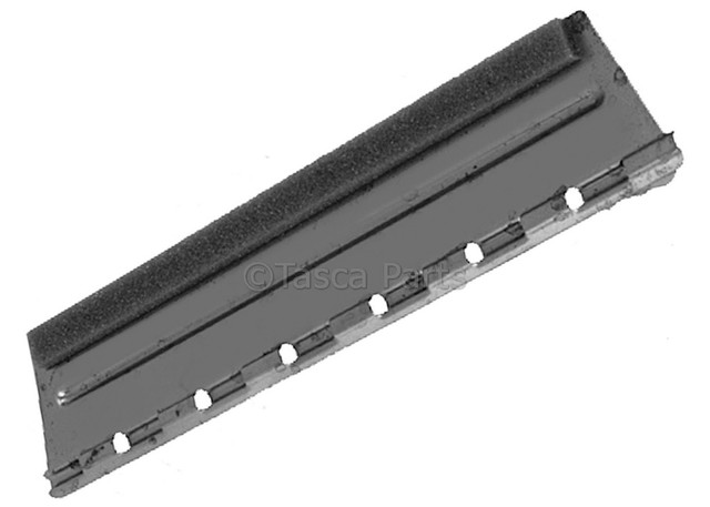 52469122 - HVAC: Heater Valve for Buick: Skylark Image