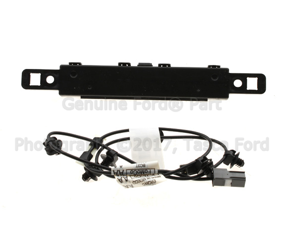 DA8Z15603A - Serviceable Components: Remote Start, Rfr Antenna Kit for Ford: E-350 Super Duty, E-450 Super Duty, Edge, Expedition, F-150, F-250 Super Duty, F-350 Super Duty, F-450 Super Duty, F-550 Super Duty, Flex Image