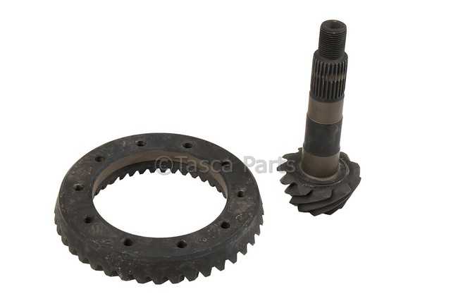 88967126 - Front Drive Axle: Ring &amp; Pinion for Buick: Rainier | Chevrolet: Astro, Blazer, Express 1500, Express 2500, Express 3500, S10, Trailblazer, Trailblazer EXT | GMC: Envoy, Envoy XL, Envoy XUV, Jimmy, Safari, Savana 1500, Savana 2500, Savana 3500, Sonoma | Oldsmobile: Bravada Image