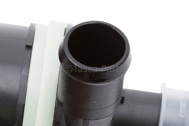 84001653 - : Auxiliary Water Pump for GM Image