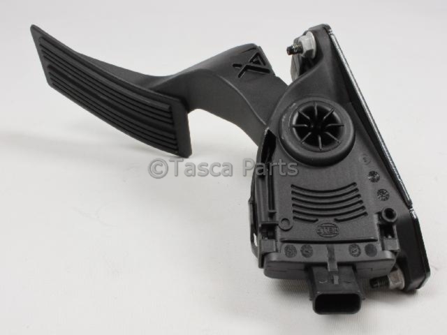 53032917AD - : Accelerator Pedal for Ram: Dakota Image