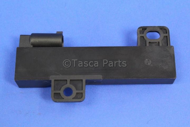 68186637AA - Electrical: Passive Entry Antenna for Mopar Image