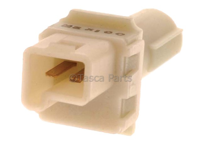 22620887 - Electrical: Release Switch for Buick: Rendezvous | Chevrolet: Cavalier, Classic, Cobalt, HHR, Malibu | Oldsmobile: Alero, Cutlass, Cutlass Supreme | Pontiac: Aztek, Grand Am, Sunfire | Saturn: Ion Image