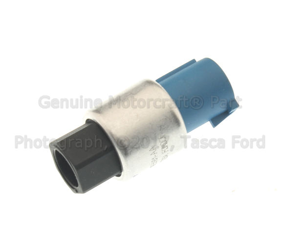 YC2Z19E561AA - HVAC: HVAC Pressure Switch for Ford: E-150, E-150 Club Wagon, E-150 Econoline, E-150 Econoline Club Wagon, E-250, E-250 Econoline, E-350 Club Wagon, E-350 Econoline Club Wagon, E-350 Super Duty, E-450 Econoline Super Duty, E-450 Super Duty, E-550 Econoline Super Duty Image
