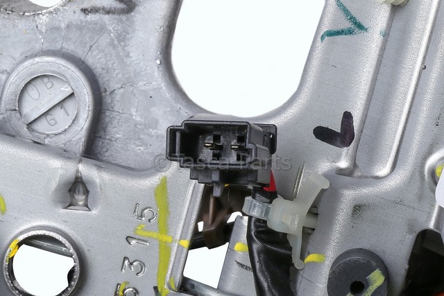 23360217 - : Medium Cashmere Steering Wheel for GM Image