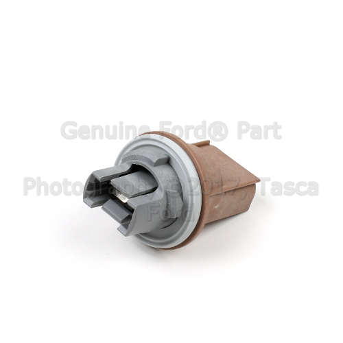 4F9Z13411A - Electrical: Socket for Ford: Expedition, Explorer, Explorer Sport Trac, F-250 Super Duty, F-350 Super Duty, F-450 Super Duty, Fusion, Mustang, Taurus | Lincoln: Navigator Image
