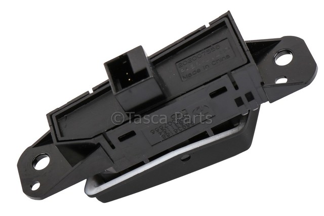 96936168 - Body: Lock Switch for GM Image
