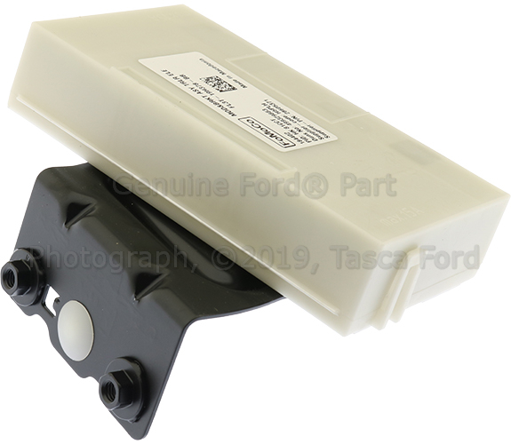 FL3Z19H332E - : Trailer Brake Control for Ford: Expedition, F-250 Super Duty, F-350 Super Duty, F-450 Super Duty | Lincoln: Navigator Image