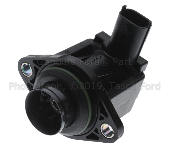 FL3Z9U465A - Cooling System: Valve for Ford: Expedition, F-150, Transit-150, Transit-250, Transit-350, Transit-350 HD | Lincoln: Navigator Image