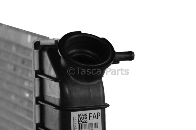 89040307 - Cooling System: Radiator for Chevrolet: S10 | GMC: S15, Sonoma Image