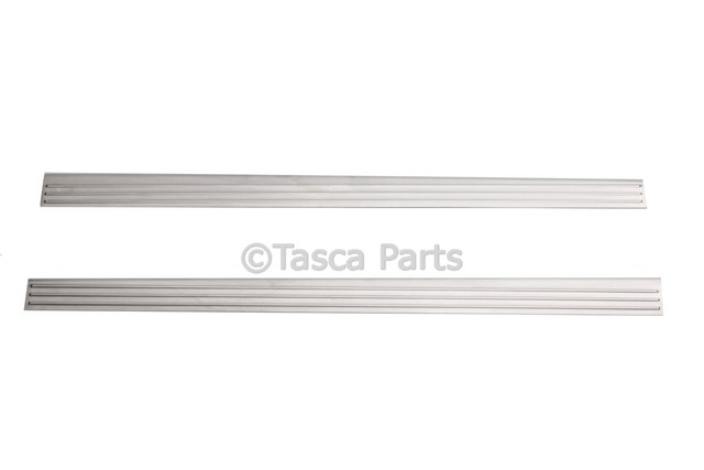 17802605 - Exterior: Step Shield for Chevrolet: Silverado 1500, Silverado 1500 Classic, Silverado 1500 HD Classic, Silverado 2500 HD, Silverado 2500 HD Classic, Silverado 3500 Classic, Silverado 3500 HD Image