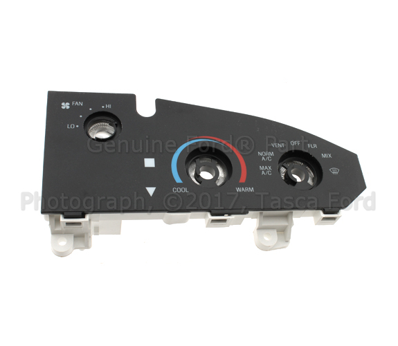 5C2Z19980AA - Body: Heater Control for Ford: E-150, E-250, E-350 Super Duty, E-450 Super Duty Image