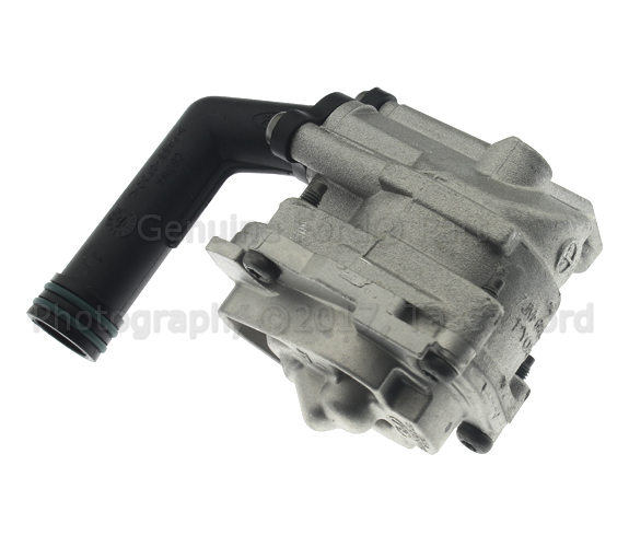 4L2Z6600A - Engine: Oil Pump for Ford: Explorer, Explorer Sport Trac, Mustang, Ranger | Mercury: Mountaineer Image