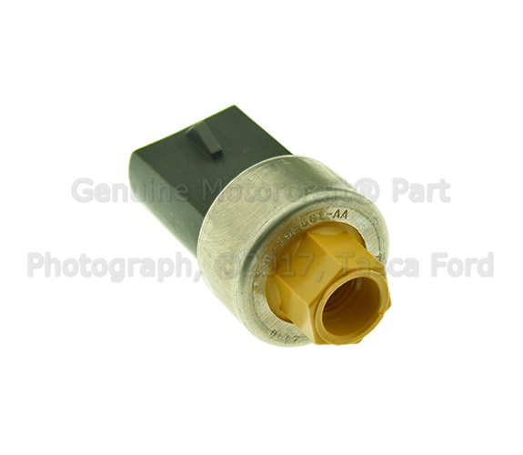 F3AZ19E561A - HVAC: Pressure Cycling Switch for Ford: Aerostar, Bronco, Contour, Crown Victoria, E-150 Econoline, E-150 Econoline Club Wagon, E-250 Econoline, E-350 Econoline, E-350 Econoline Club Wagon, Econoline Super Duty, Escort, Explorer, F-150, F-250, F-350, F-Super Duty, Mustang, Probe, Ranger, Taurus, Tempo, Thunderbird, Windstar | Lincoln: Continental, Mark VIII, Town Car | Mercury: Cougar, Grand Marquis, Mystique, Sable, Topaz, Tracer, Villager Image