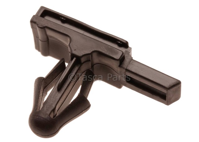 12084149 - Electrical: Air Tube Clip for Buick: Park Avenue | Cadillac: DeVille Image