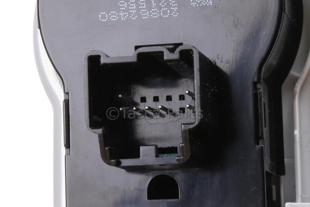 20862480 - Body: Headlamp Switch for Buick: LaCrosse Image