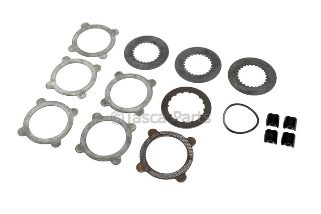 12471404 - Universals &amp; Rear Axle: Clutch Disc for Buick: Rainier | Cadillac: Escalade, Escalade ESV, Escalade EXT | Chevrolet: Avalanche, Avalanche 1500, Avalanche 2500, Express 1500, Express 2500, Express 3500, Silverado 1500, Silverado 1500 Classic, Silverado 1500 HD, Silverado 1500 HD Classic, Silverado 2500, Silverado 2500 HD, Silverado 2500 HD Classic, Silverado 3500, Silverado 3500 Classic, Suburban 1500, Suburban 2500, Tahoe, Trailblazer | GMC: Envoy, Savana 1500, Savana 2500, Savana 3500, Sierra 1500, Sierra 1500 Classic, Sierra 1500 HD, Sierra 1500 HD Classic, Sierra 2500, Sierra 2500 HD, Sierra 2500 HD Classic, Sierra 3500, Sierra 3500 Classic, Yukon, Yukon XL 1500, Yukon XL 2500 | Oldsmobile: Bravada Image