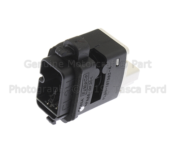 FL3Z19E616D - Body: Temp Sensor for Ford: Edge, F-150, F-250 Super Duty, F-350 Super Duty, F-450 Super Duty, Fusion, Police Responder Hybrid, SSV Plug-In Hybrid | Lincoln: MKX, MKZ Image