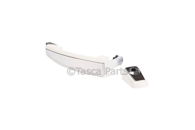 22817270 - Exterior: Door Handles, Summit Whitewith Chrome Insert for GM Image