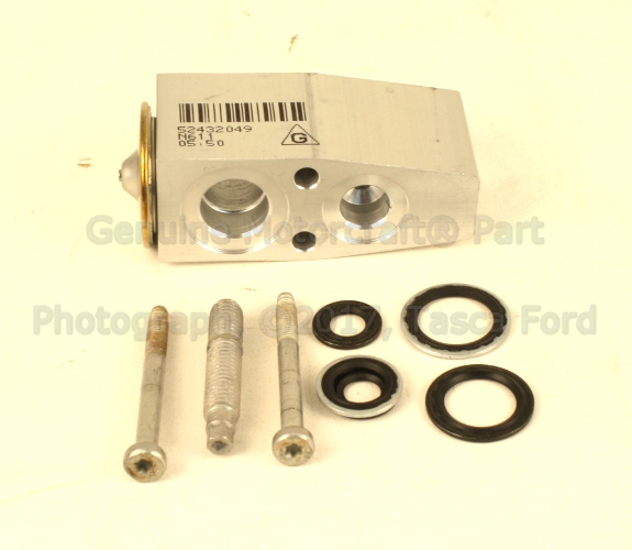 AE5Z19849A - HVAC: Expansion Valve for Ford: Fusion | Lincoln: MKZ | Mercury: Milan Image