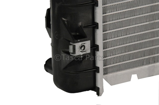 52476876 - Cooling System: Radiator for Saturn: SC1, SC2, SL, SL1, SL2, SW1, SW2 Image