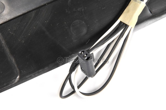 19433768 - : High Mount Lamp for GM Image