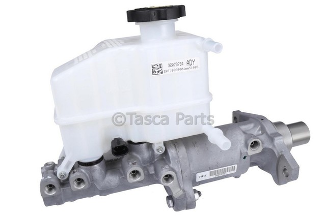 22936000 - Brakes: Master Cylinder for Cadillac: Escalade | Chevrolet: Silverado 1500, Tahoe | GMC: Sierra 1500, Yukon Image
