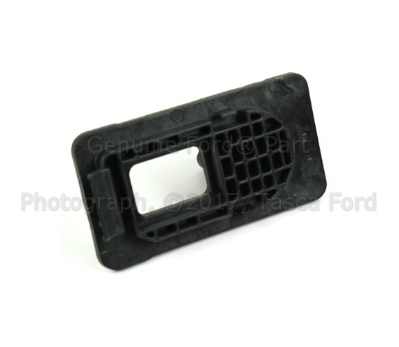 7C3Z8125B - Body: Lower Tie Bar Reinforced Plate for Ford: F-250 Super Duty, F-350 Super Duty, F-450 Super Duty, F-550 Super Duty Image