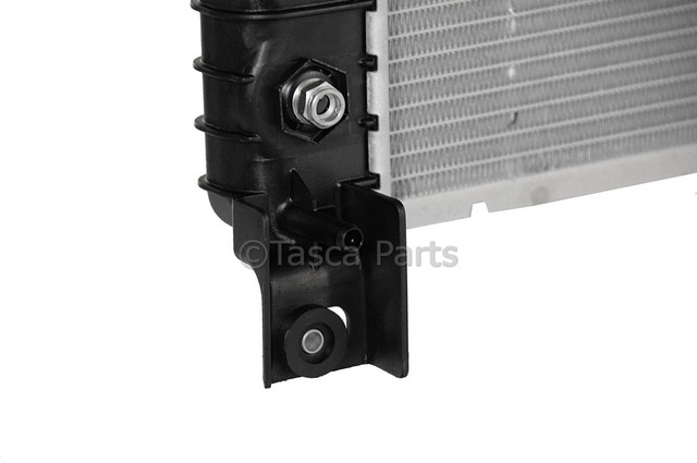 15193110 - Cooling System: Radiator for Cadillac: Escalade | Chevrolet: Avalanche 1500, Silverado 1500, Silverado 2500, Suburban 1500, Tahoe | GMC: Sierra 1500, Sierra 2500, Yukon, Yukon XL 1500 Image