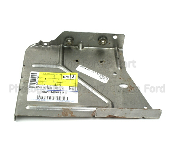 9C2Z16D072A - Body: Support for Ford: E-150, E-150 Club Wagon, E-150 Econoline, E-150 Econoline Club Wagon, E-250, E-250 Econoline, E-350 Club Wagon, E-350 Econoline, E-350 Econoline Club Wagon, E-350 Super Duty, E-450 Econoline Super Duty, E-450 Super Duty, Econoline Super Duty Image