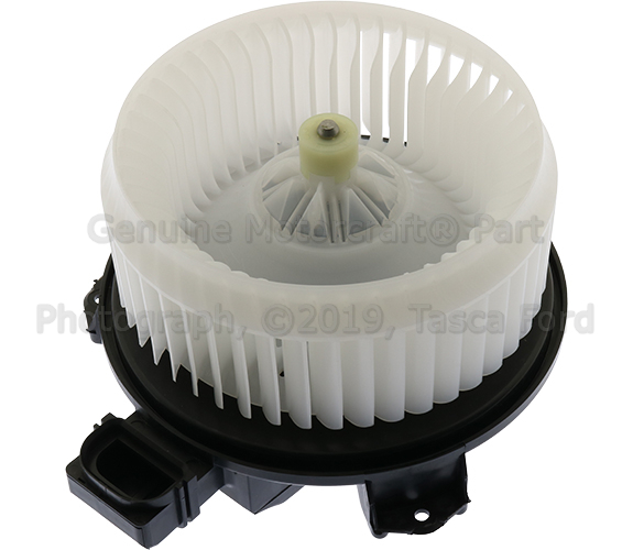 DG9Z19805B - : Blower Motor for Ford: Edge, Fusion, Police Responder Hybrid, SSV Plug-In Hybrid | Lincoln: Continental, MKX, MKZ, Nautilus Image