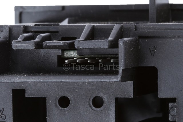 15143157 - Body: Switch for GM Image