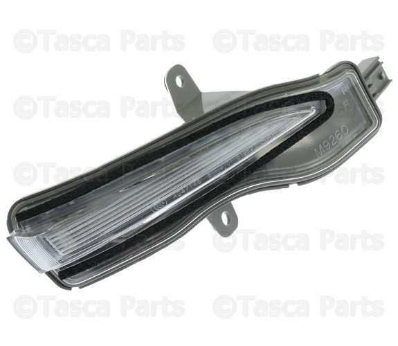 D10E69122A - : Signal Lamp - Passenger Side (RH) for Mazda: CX-3 Image