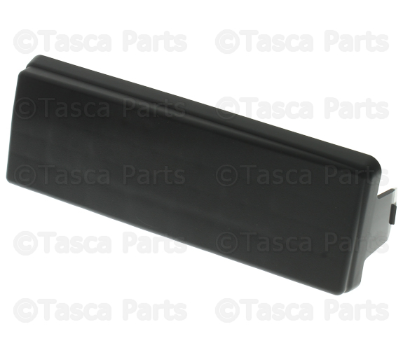 16526JG30A - : Air Cleaner Cover for Nissan Image