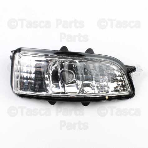 31111102 - Body: Signal Lens for Volvo Image