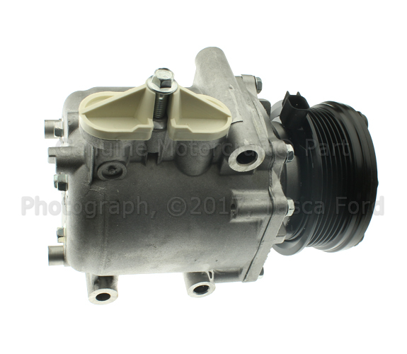5W1Z19V703AA - HVAC: Compressor for Ford: Crown Victoria, E-150, E-150 Club Wagon, E-150 Econoline, E-150 Econoline Club Wagon, E-250, E-250 Econoline, E-350 Club Wagon, E-350 Econoline Club Wagon, E-350 Super Duty, E-450 Econoline Super Duty, E-450 Super Duty, E-550 Econoline Super Duty, E-550 Super Duty, Expedition, Explorer | Lincoln: Aviator, Navigator, Town Car | Mercury: Grand Marquis, Marauder, Mountaineer Image