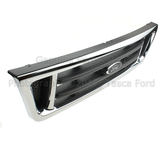 2C2Z8200AAD - Body: Grille for Ford: E-150, E-150 Club Wagon, E-250, E-350 Club Wagon, E-350 Super Duty, E-450 Super Duty Image
