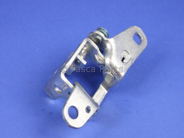 68058536AE - : Rear Door Lower Hinge, Right for Mopar Image