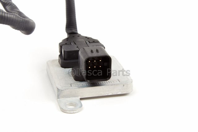 12662658 - : Position 1 Nitrogen Oxide Sensor Adapter for GM Image