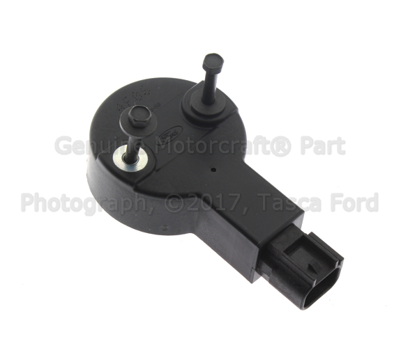 thumbnail image 2 of Motorcraft DGE446 Ignition Coil - OEM Replacement For Ford 4.0L V6 Engines (Mustang, Explorer, Ranger) 2 of 3