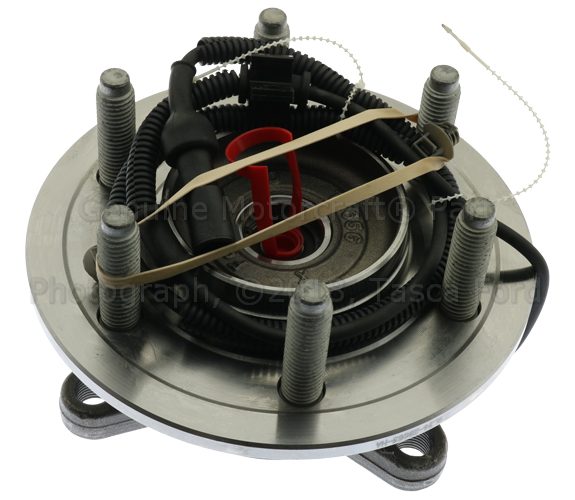 HUB357 - Suspension: Motorcraftâ„¢ Front Hub for Ford: F-150 | Lincoln: Navigator Image