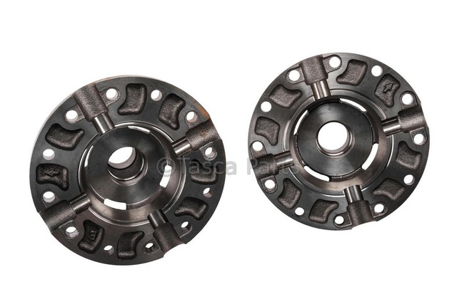 26067357 - Front Drive Axle: Differential Case for Cadillac: Escalade, Escalade ESV, Escalade EXT | Chevrolet: Avalanche 1500, Avalanche 2500, Blazer, C1500, C2500, C3500, C3500HD, Express 2500, Express 3500, Express 4500, K1500 Pickup, K2500 Pickup, K3500 Pickup, P30, Silverado 1500, Silverado 1500 Classic, Silverado 1500 HD, Silverado 1500 HD Classic, Silverado 2500, Silverado 2500 HD, Silverado 2500 HD Classic, Silverado 3500, Silverado 3500 Classic, Silverado 3500 HD, Suburban 1500, Suburban 2500, Suburban C1500, Suburban C2500, Suburban K1500, Suburban K2500, Tahoe | GMC: C1500 Pickup, C2500 Pickup, C3500 Pickup, C3500HD, K1500 Pickup, K2500 Pickup, K3500 Pickup, P3500, Savana 2500, Savana 3500, Savana 4500, Sierra 1500, Sierra 1500 Classic, Sierra 1500 HD, Sierra 1500 HD Classic, Sierra 2500, Sierra 2500 HD, Sierra 2500 HD Classic, Sierra 3500, Sierra 3500 Classic, Sierra 3500 HD, Suburban C1500, Suburban C2500, Suburban K1500, Suburban K2500, Yukon, Yukon XL 1500, Yukon XL 2500 Image