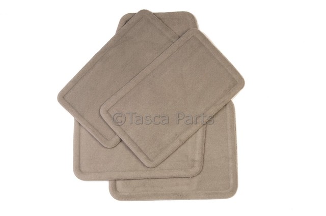 20760471 - : Floor Mats, Carpet for GM Image