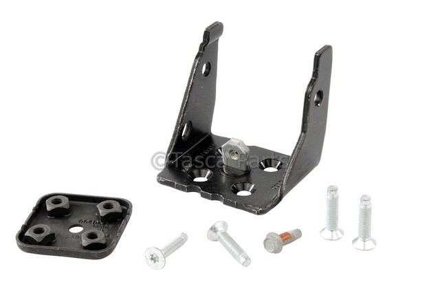 88937051 - Body: Upper Hinge for Buick: Rainier | Chevrolet: Trailblazer, Trailblazer EXT | GMC: Envoy, Envoy XL, Envoy XUV | Oldsmobile: Bravada Image